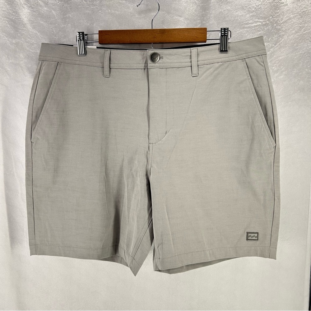 Billabong Hybrid Shorts Size 36